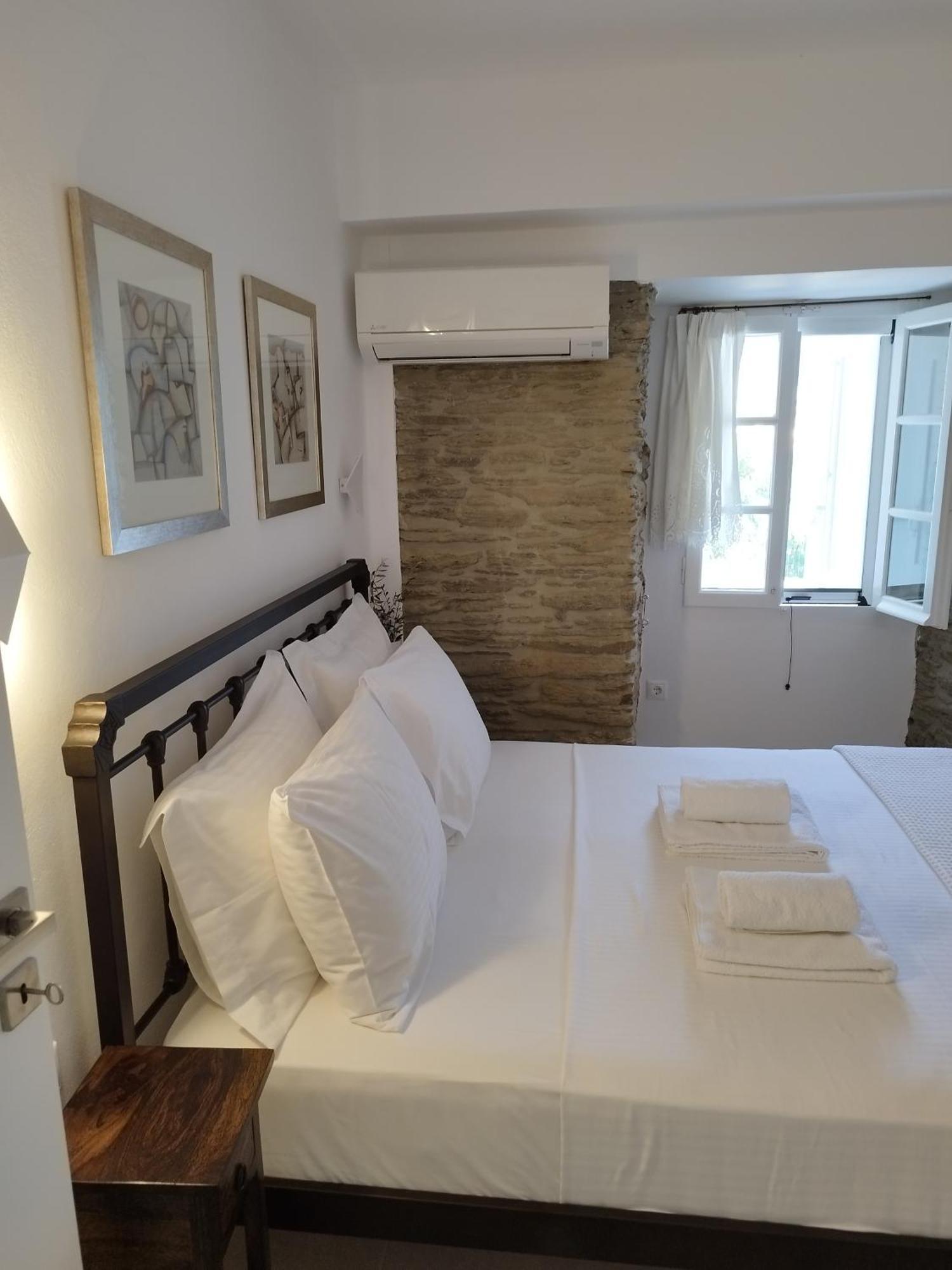 Korina'S Suites Άνδρος Εξωτερικό φωτογραφία